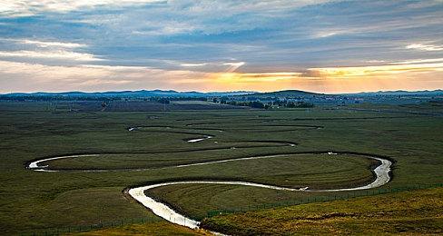 精灵冒险再度展开 传言称《奥日3》正在开发中